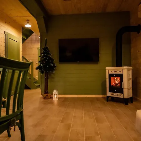 Karmuszka Lesna Weranda Vila